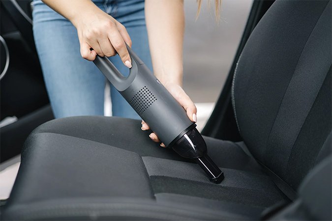 best vacuum cleaners for cars in Japan